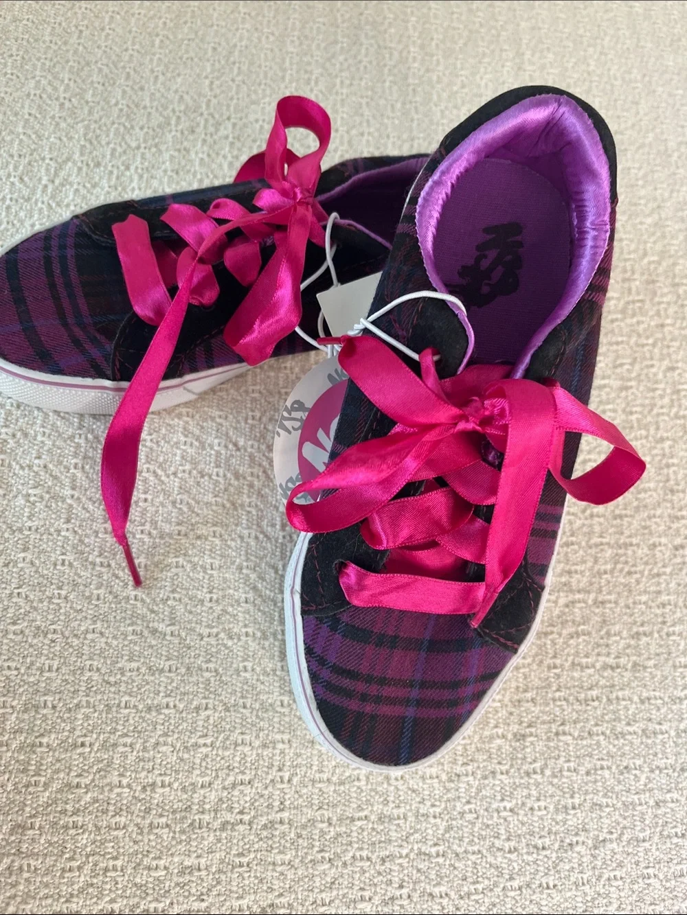 NSS Girls ribbon tie, plaid tennis shoes, NWT size 13, black purple pink vintage